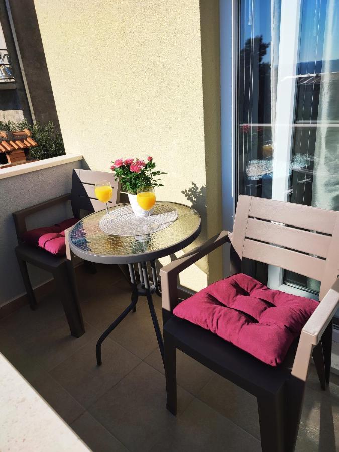 Apartmani Josipa Baška Voda Exterior foto
