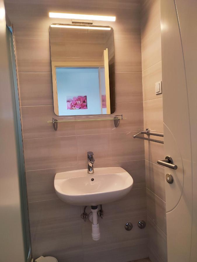Apartmani Josipa Baška Voda Exterior foto