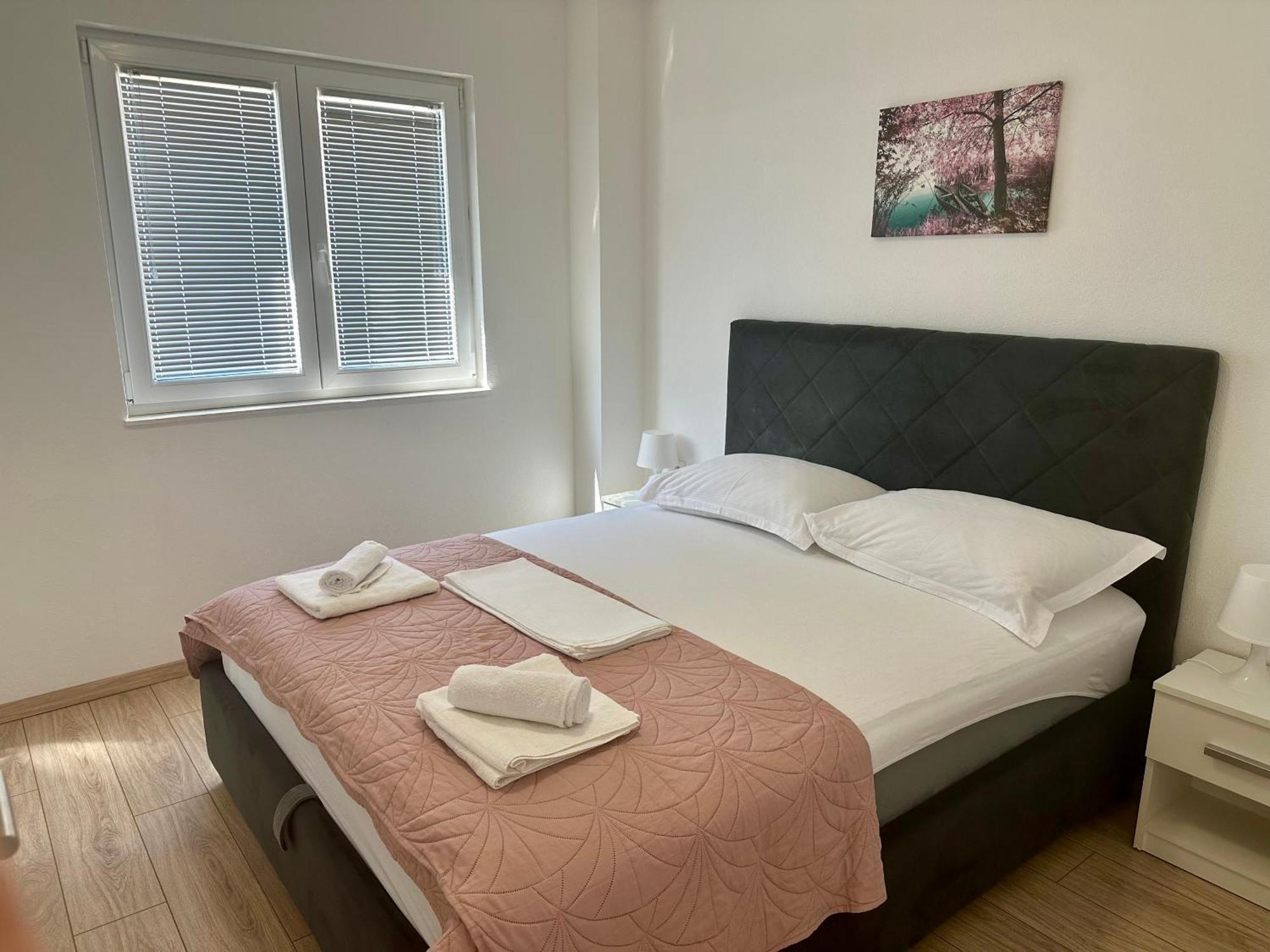 Apartmani Josipa Baška Voda Exterior foto