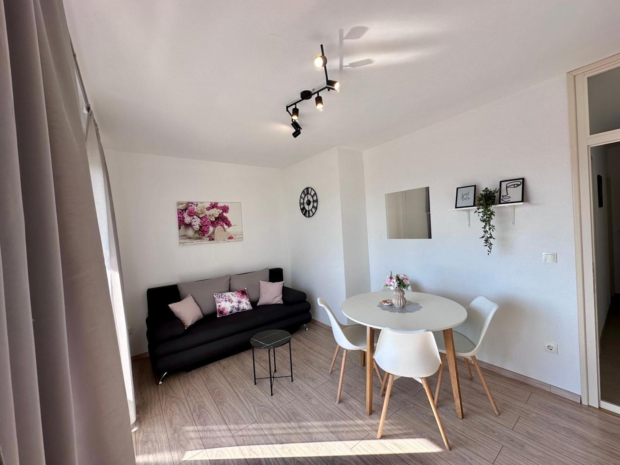 Apartmani Josipa Baška Voda Exterior foto